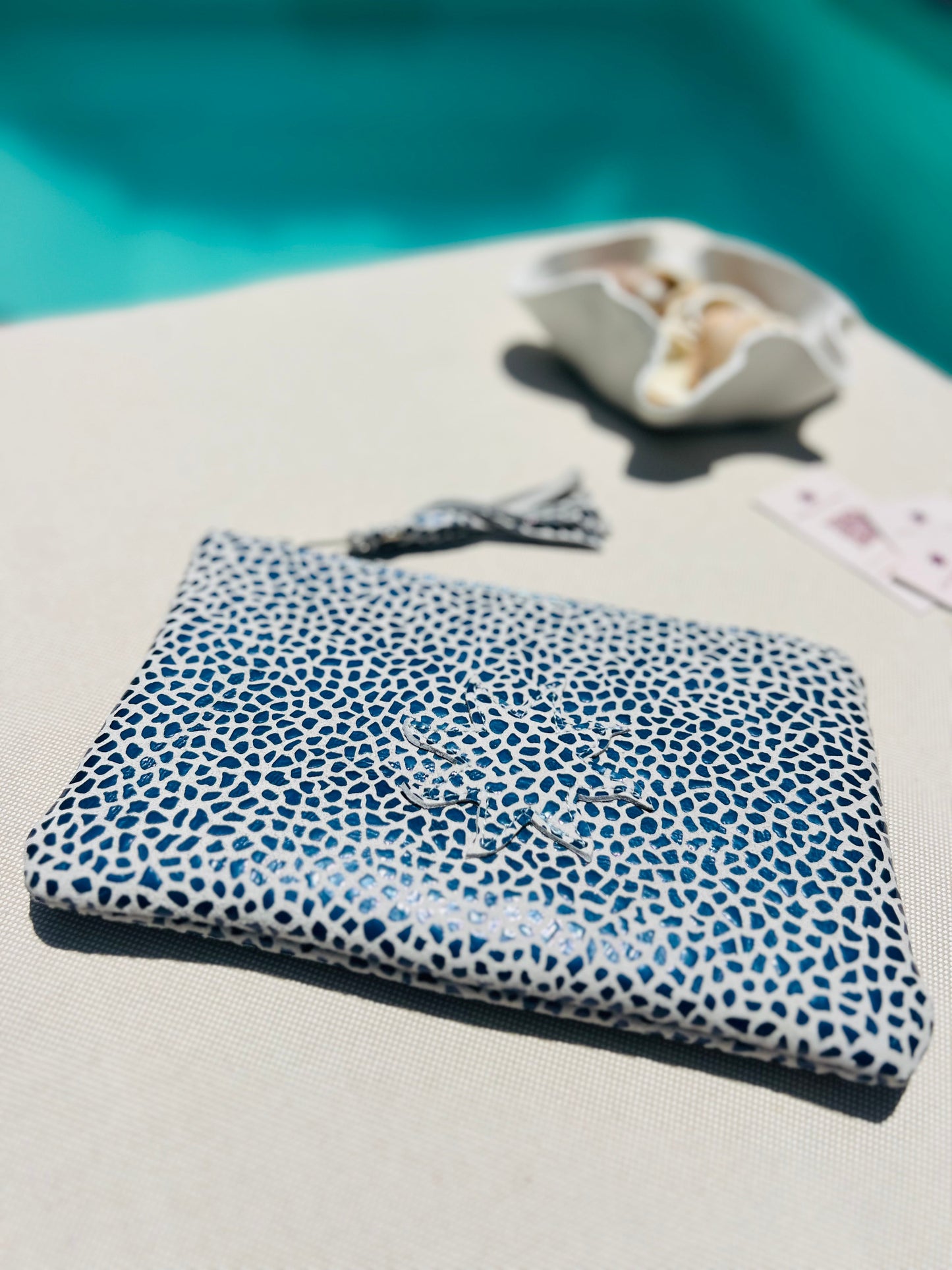 Pochette CHIC