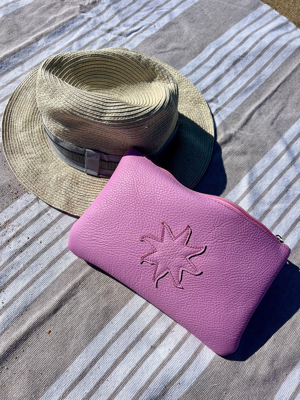 Pochette CHIC