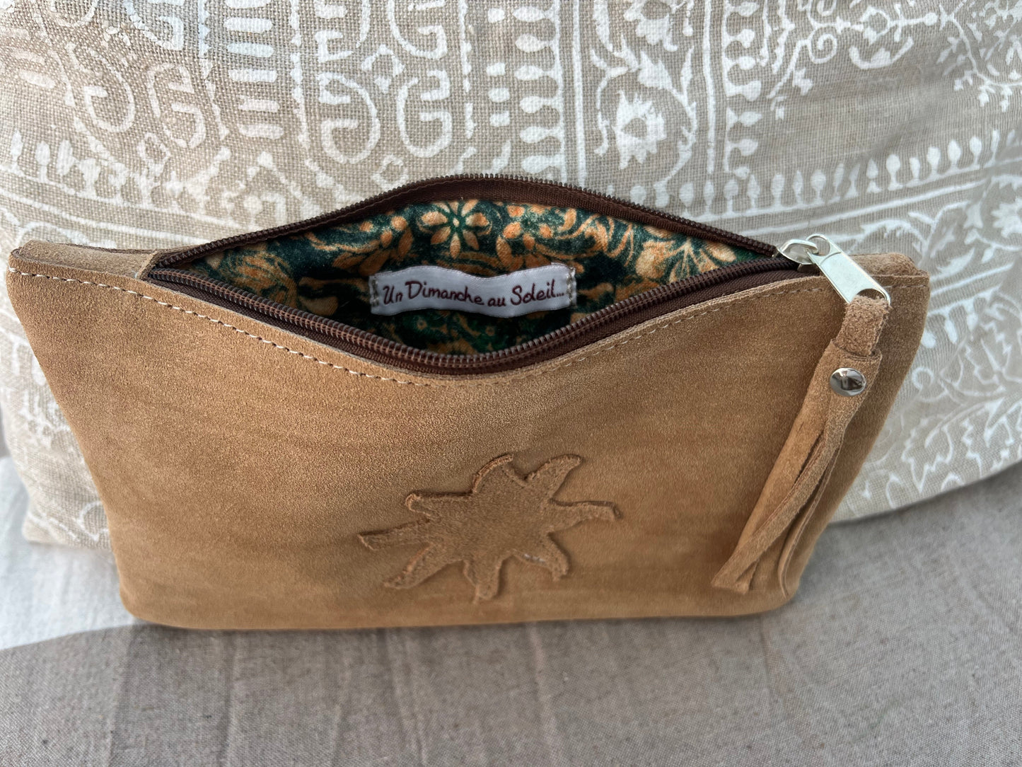 Pochette CHIC