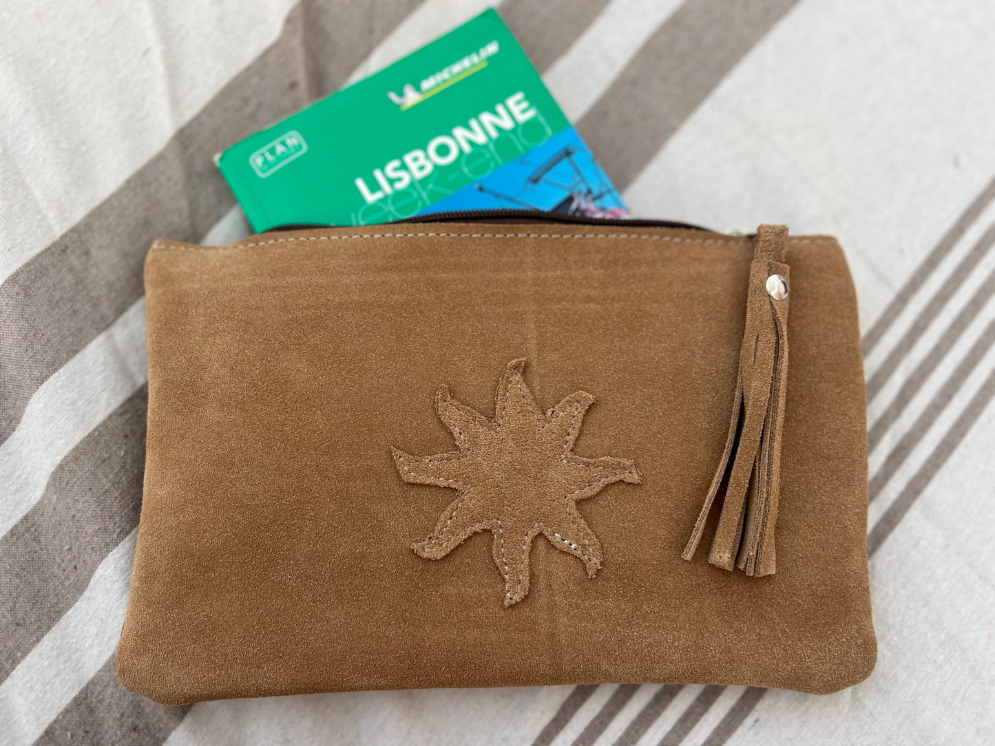 Pochette CHIC